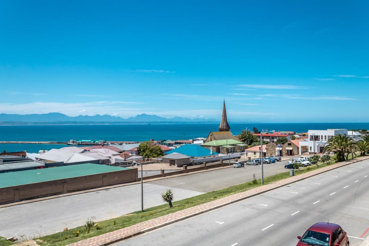 Sandstone Manor Mossel Bay Exterior foto